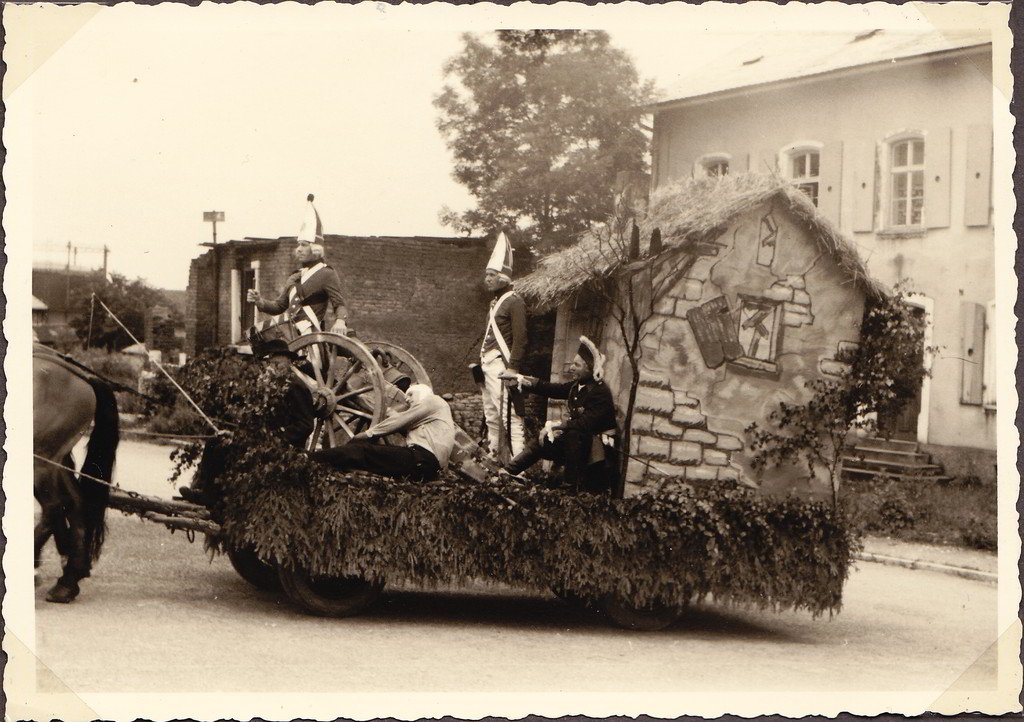 scanimage008friedrichdgroemitseinenlangen.jpg