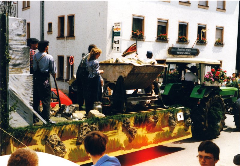 s0081.jpg