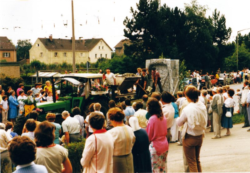 s0082.jpg